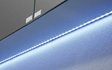 LED-Waschplatzbeleuchtung Speed für Spiegelschrank Speed