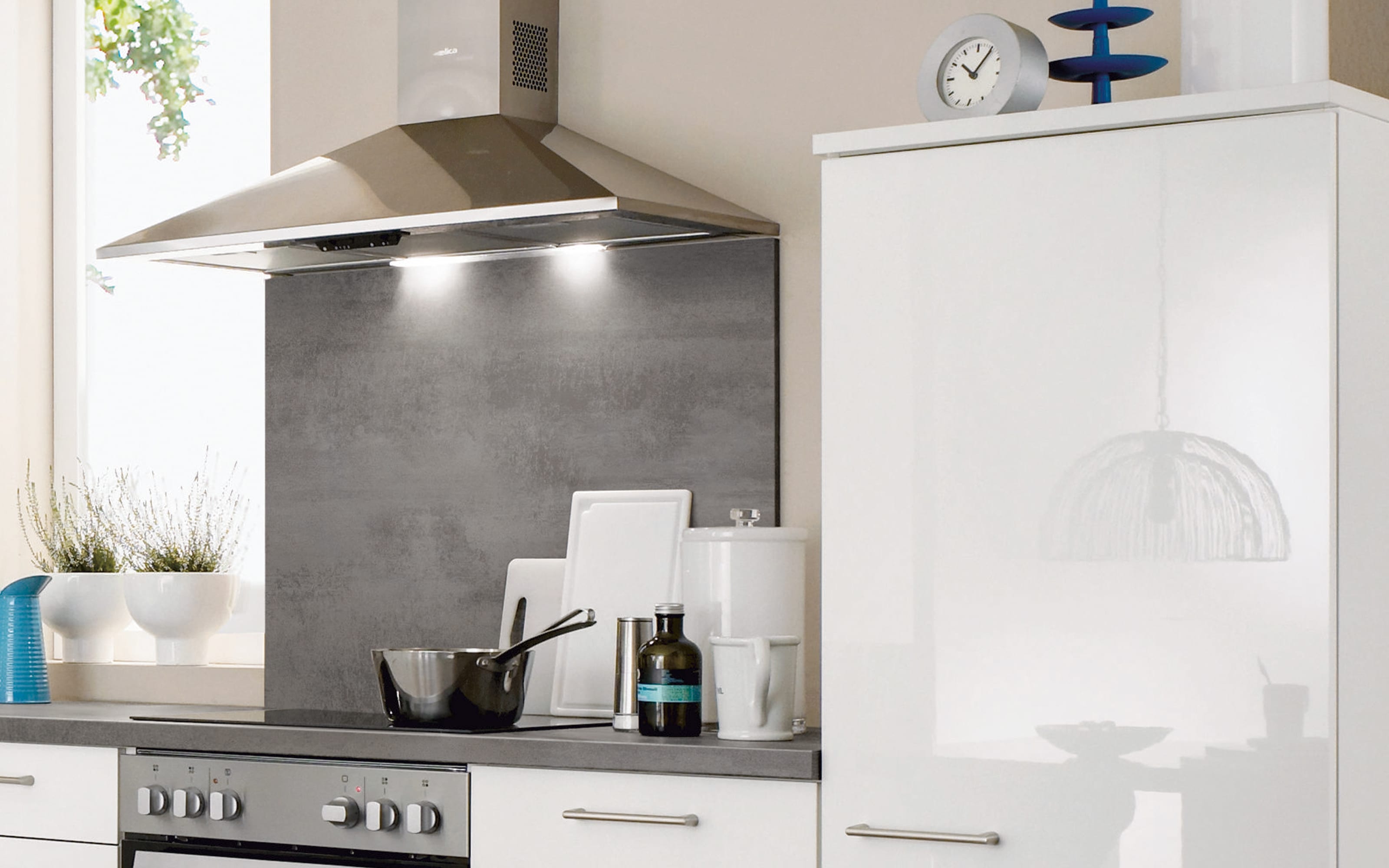 Einbauküche Flash, Hochglanz weiß, inklusive Elektrogeräte