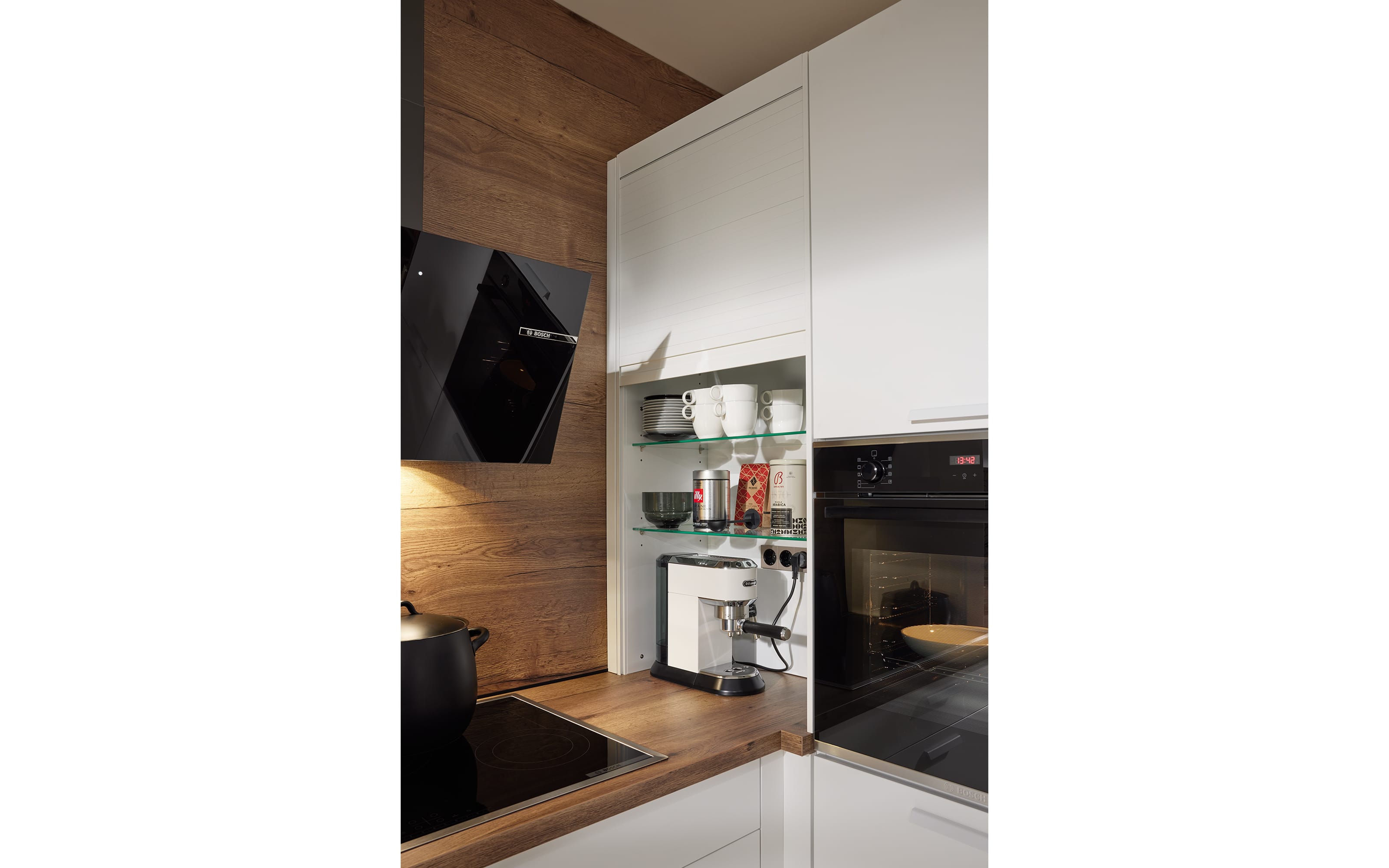 Einbauküche Sunta, weiß/olive, inkl. AEG Elektrogeräte