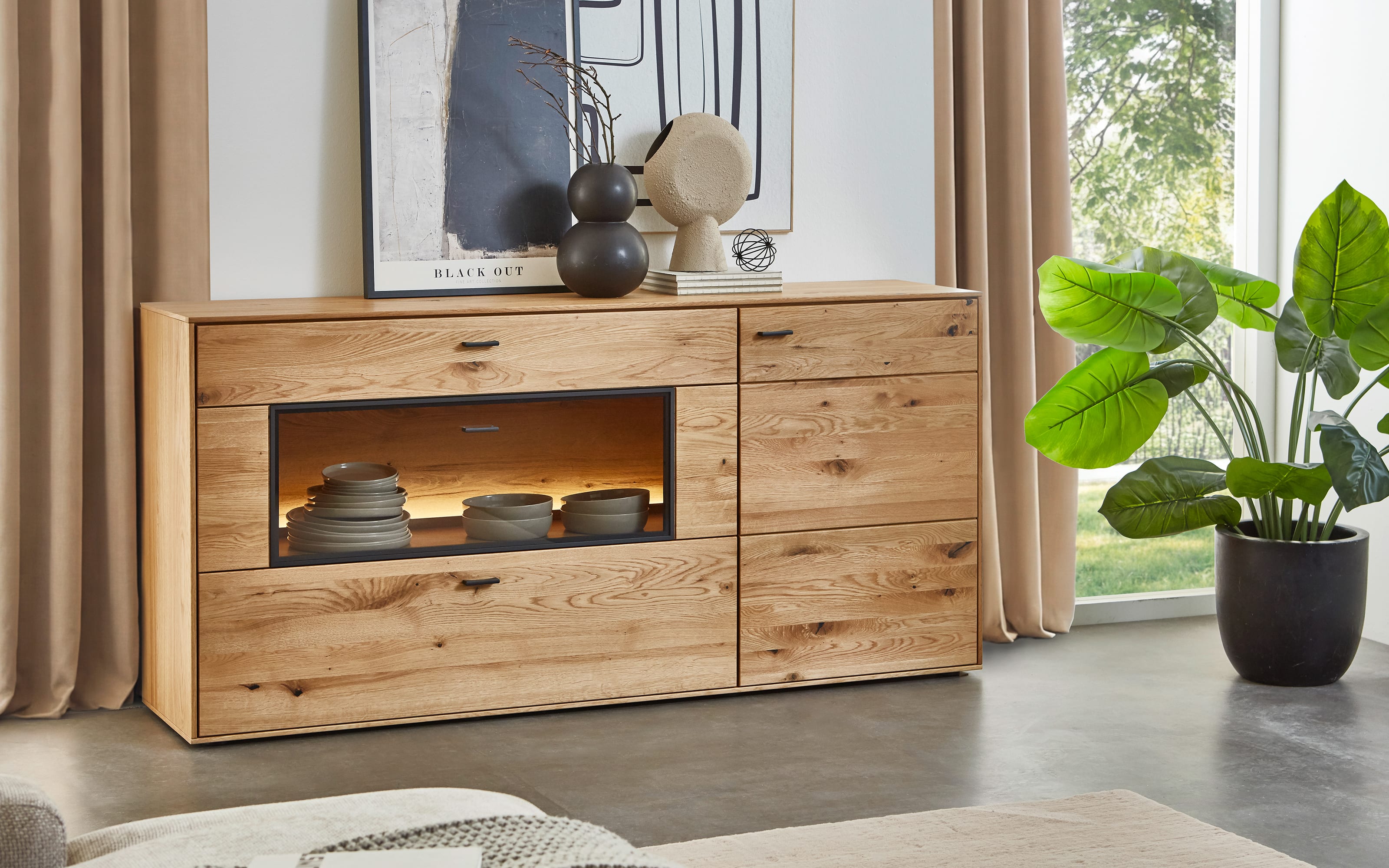 Sideboard Olvera, teilmassive Asteiche