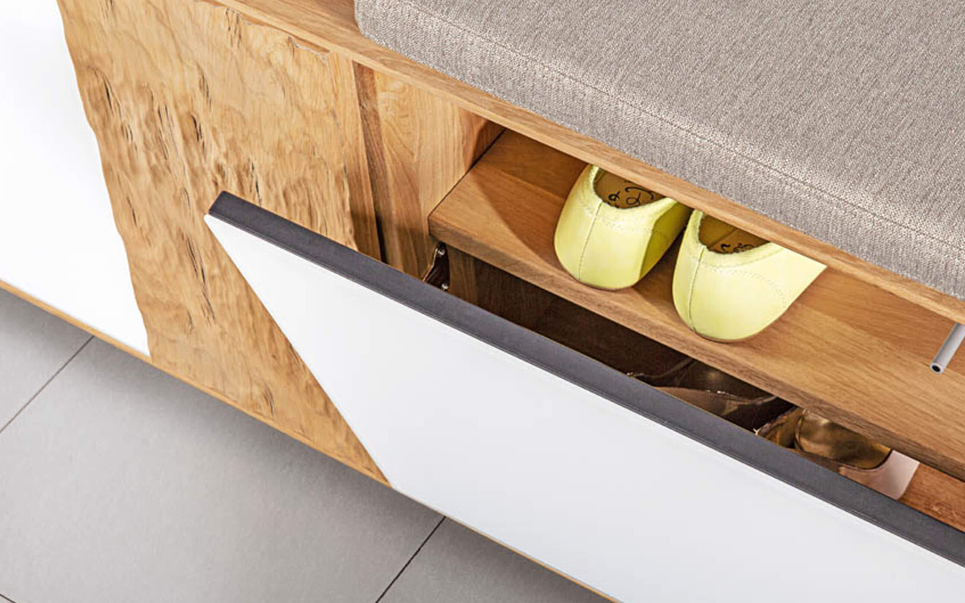Dielengarderobe Rubis, Wildeiche/weiß