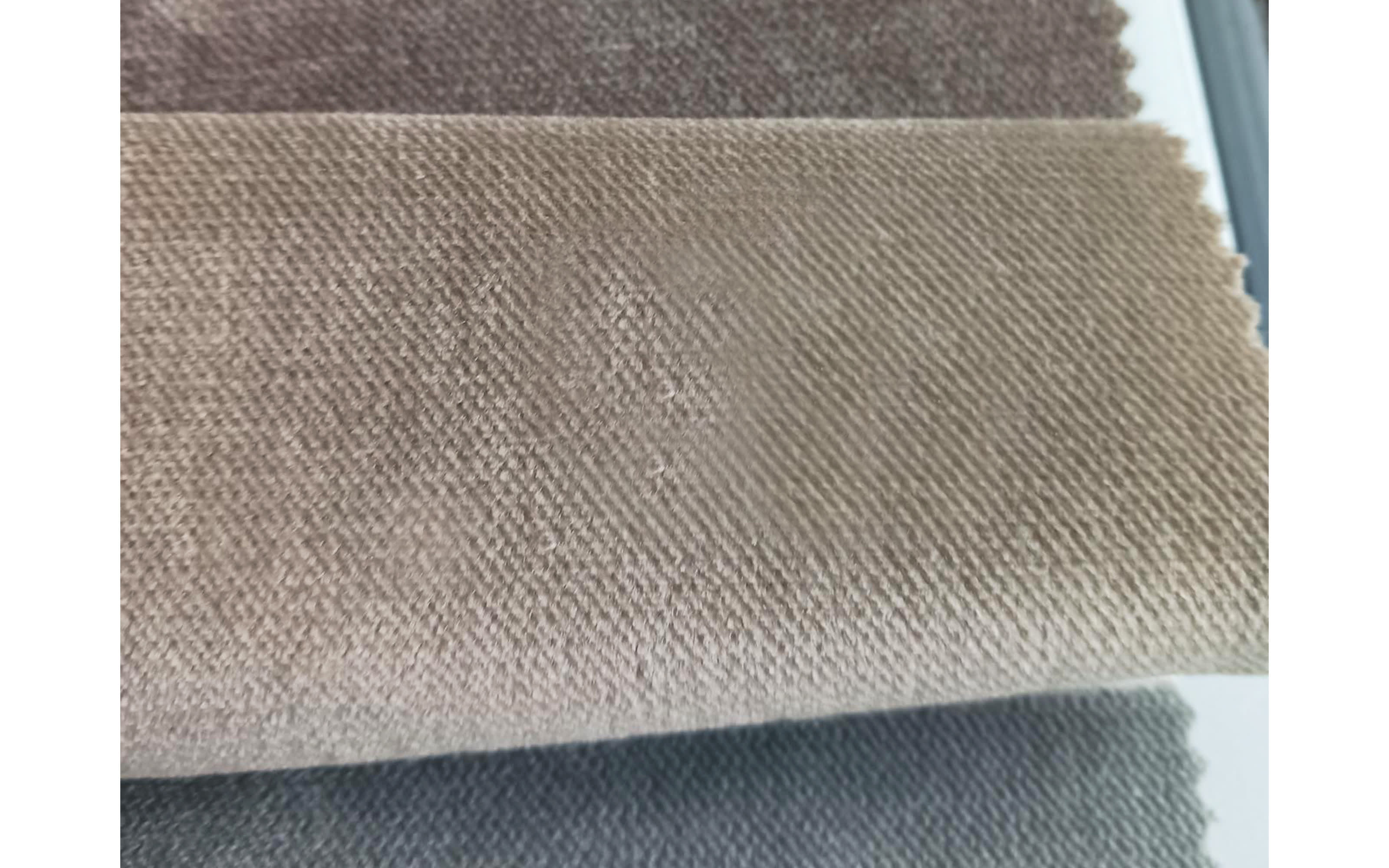 Polsterbett Naomi, beige, 180 x 200 cm, inkl. Bettkasten