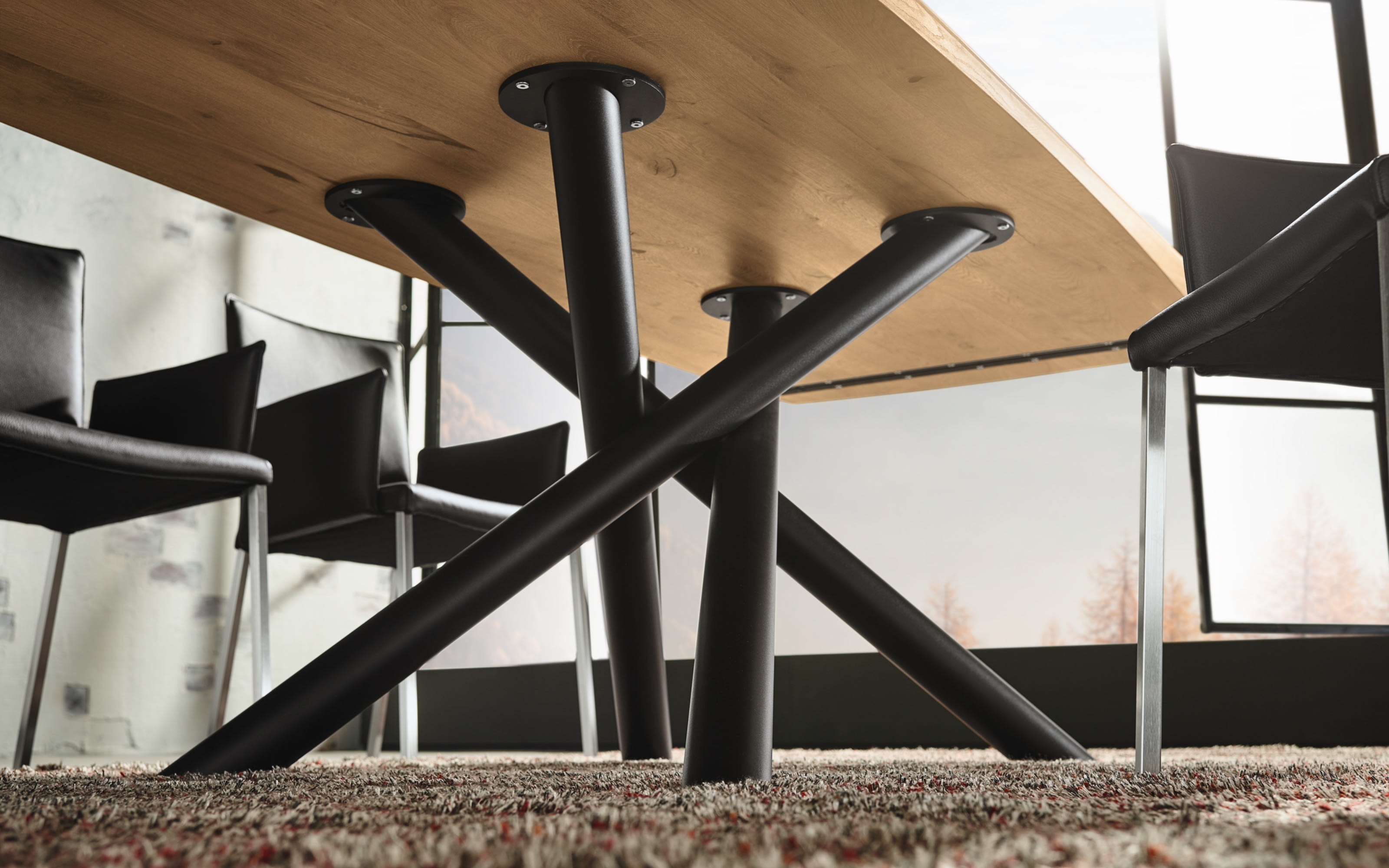 Esstisch WK 852, Nussbaum massiv