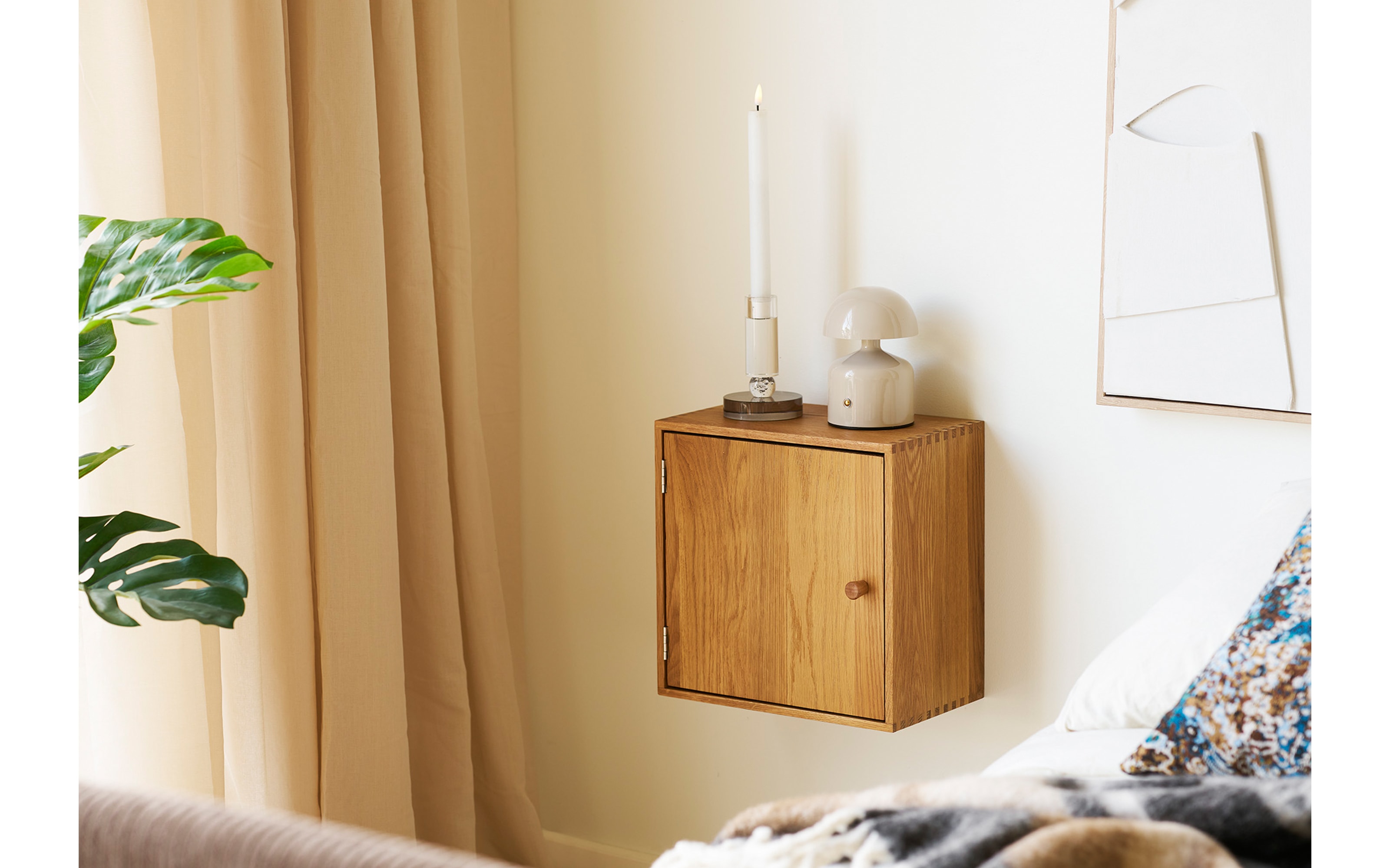 Wandregal Townsville, Eiche