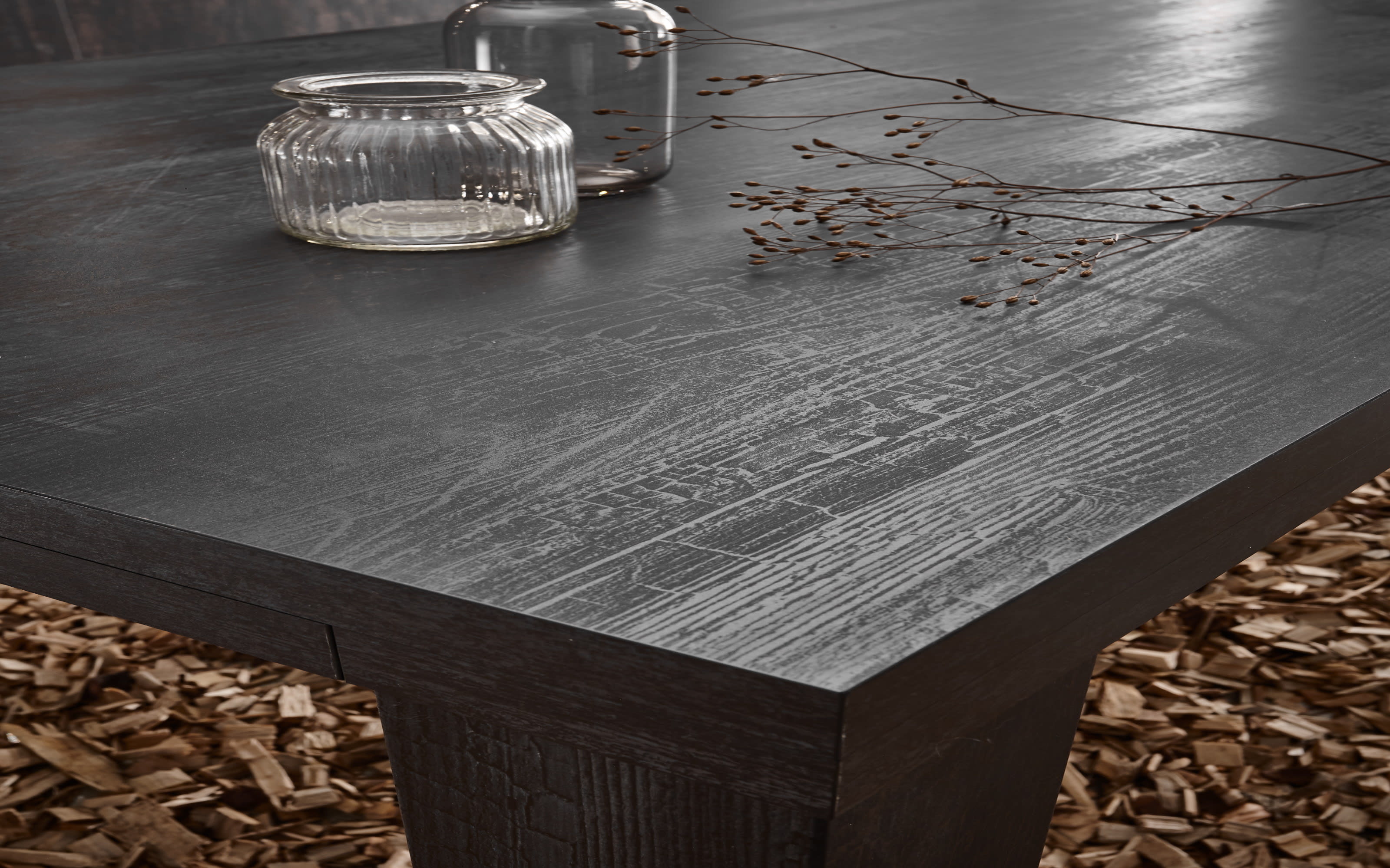 Esstisch Big System Deluxe in flamed wood black