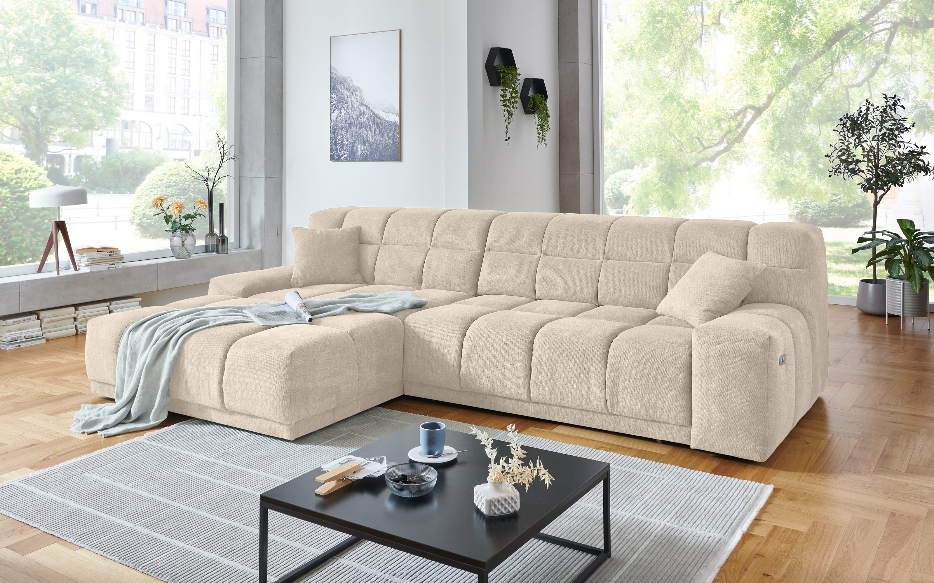 Wohnlandschaft London, beige, inkl. elektrischer Sitztiefenverstellung
