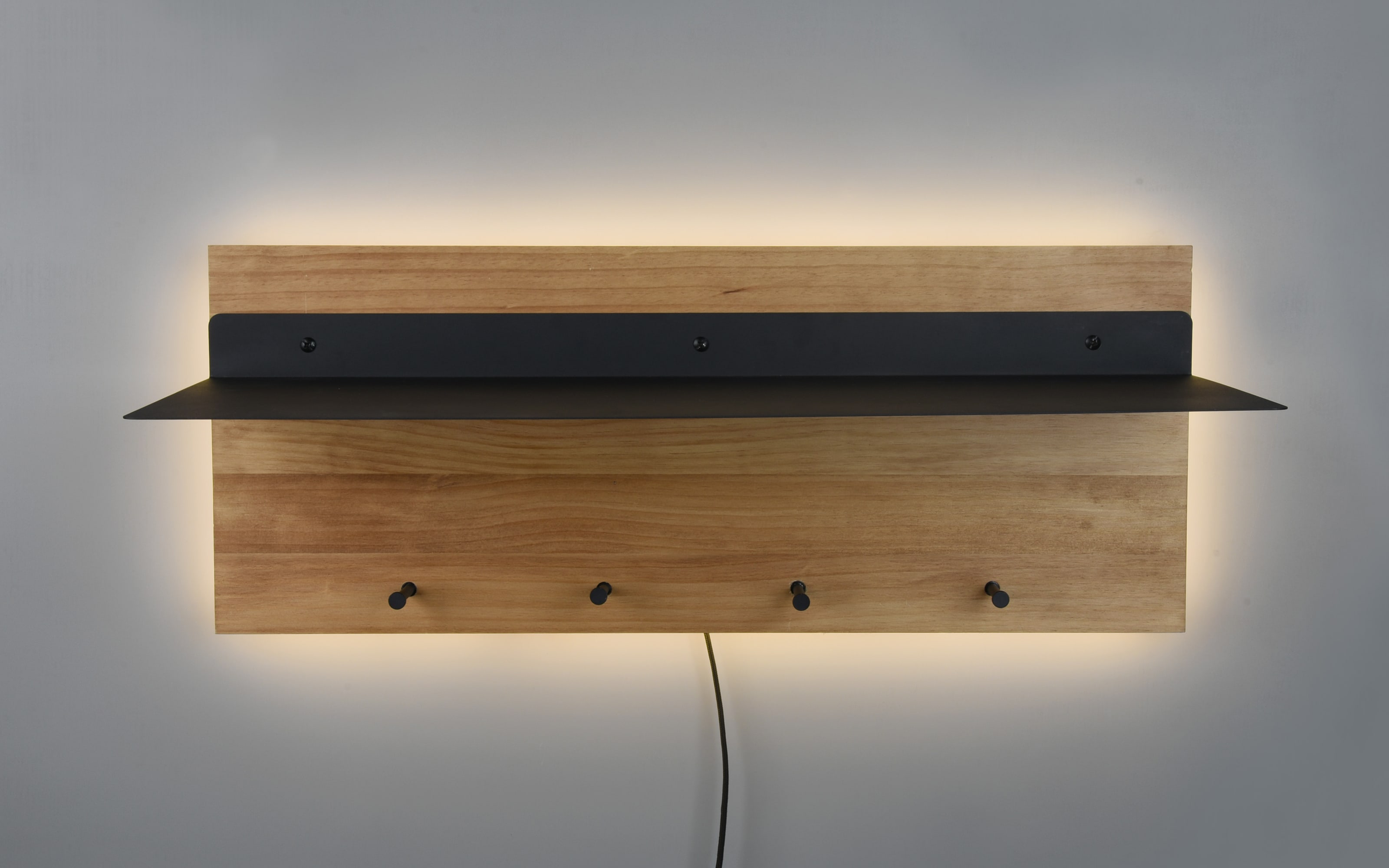 LED-Wandgarderobe Romy II, Holz-Nachbildung