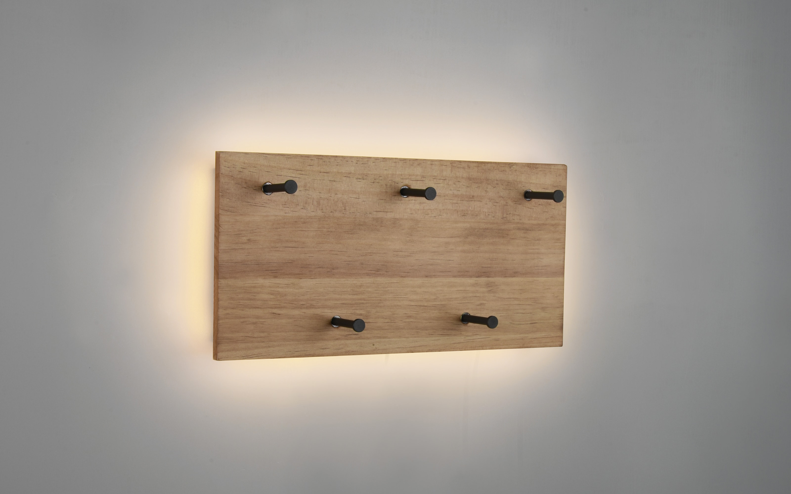 LED-Wandgarderobe Romy III, Holz-Nachbildung