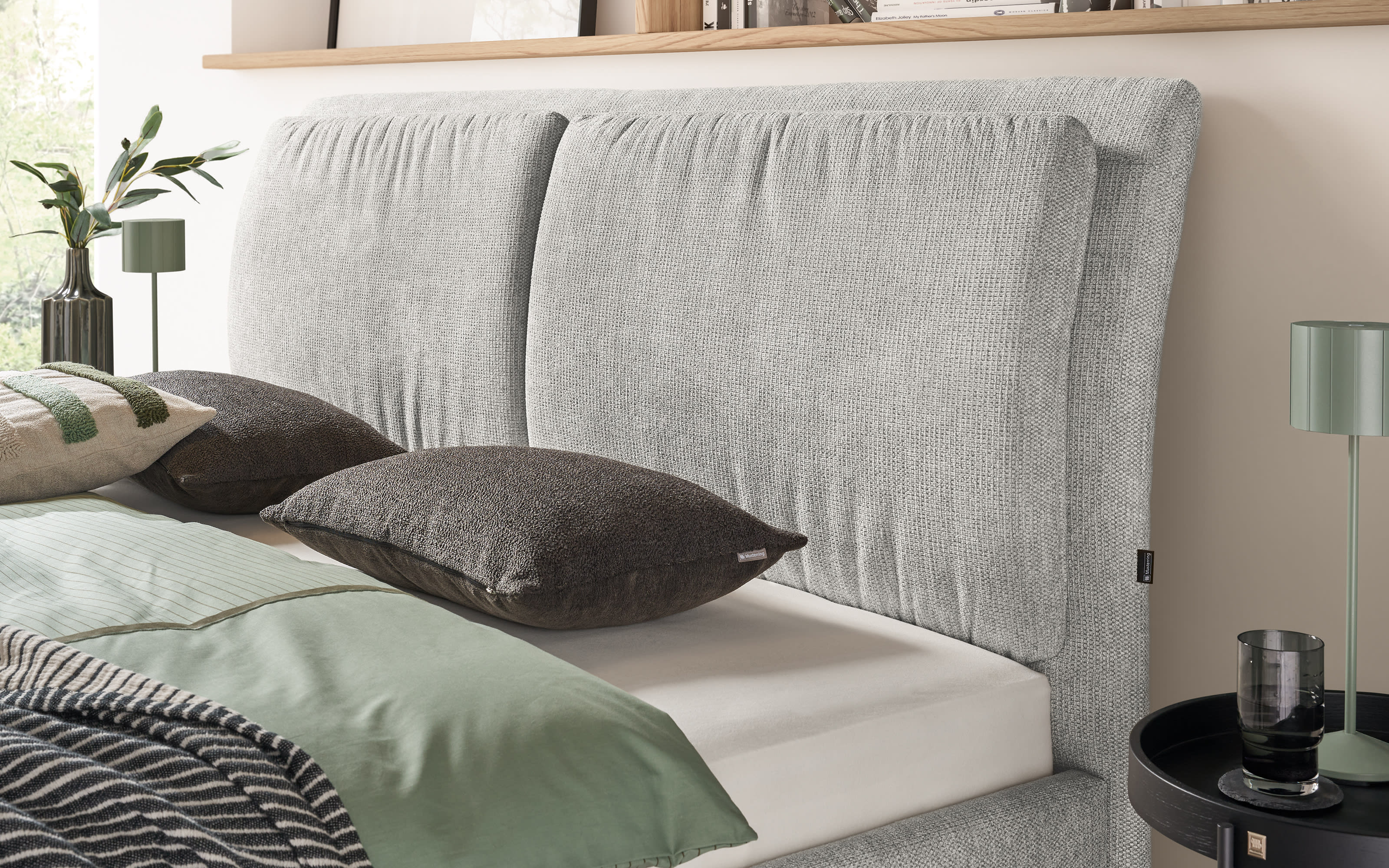 Polsterbett Bari, silber, 180 x 200 cm, inkl. Matratzen