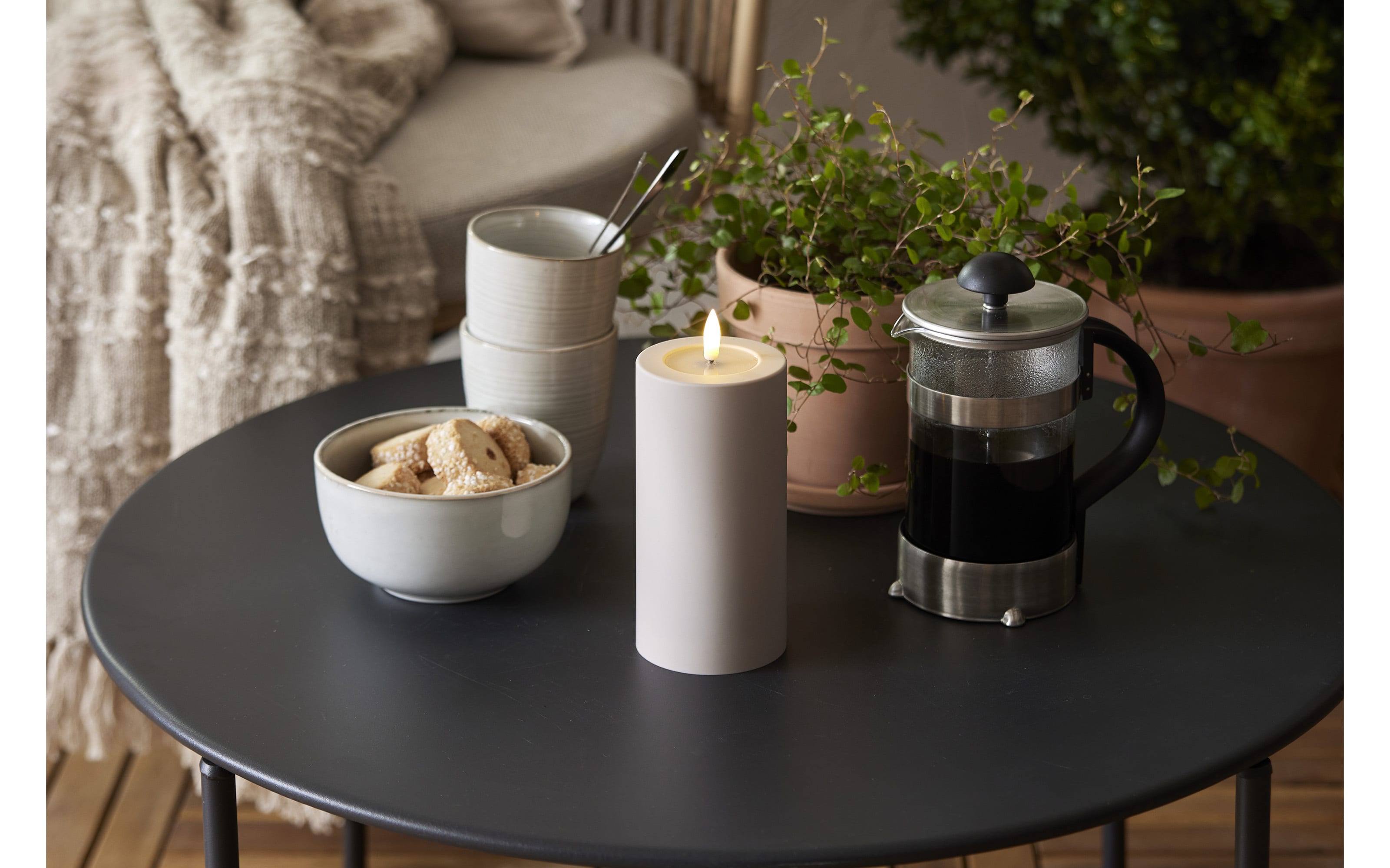 Outdoor LED Kerze Flamme soft, beige, 17,5 cm