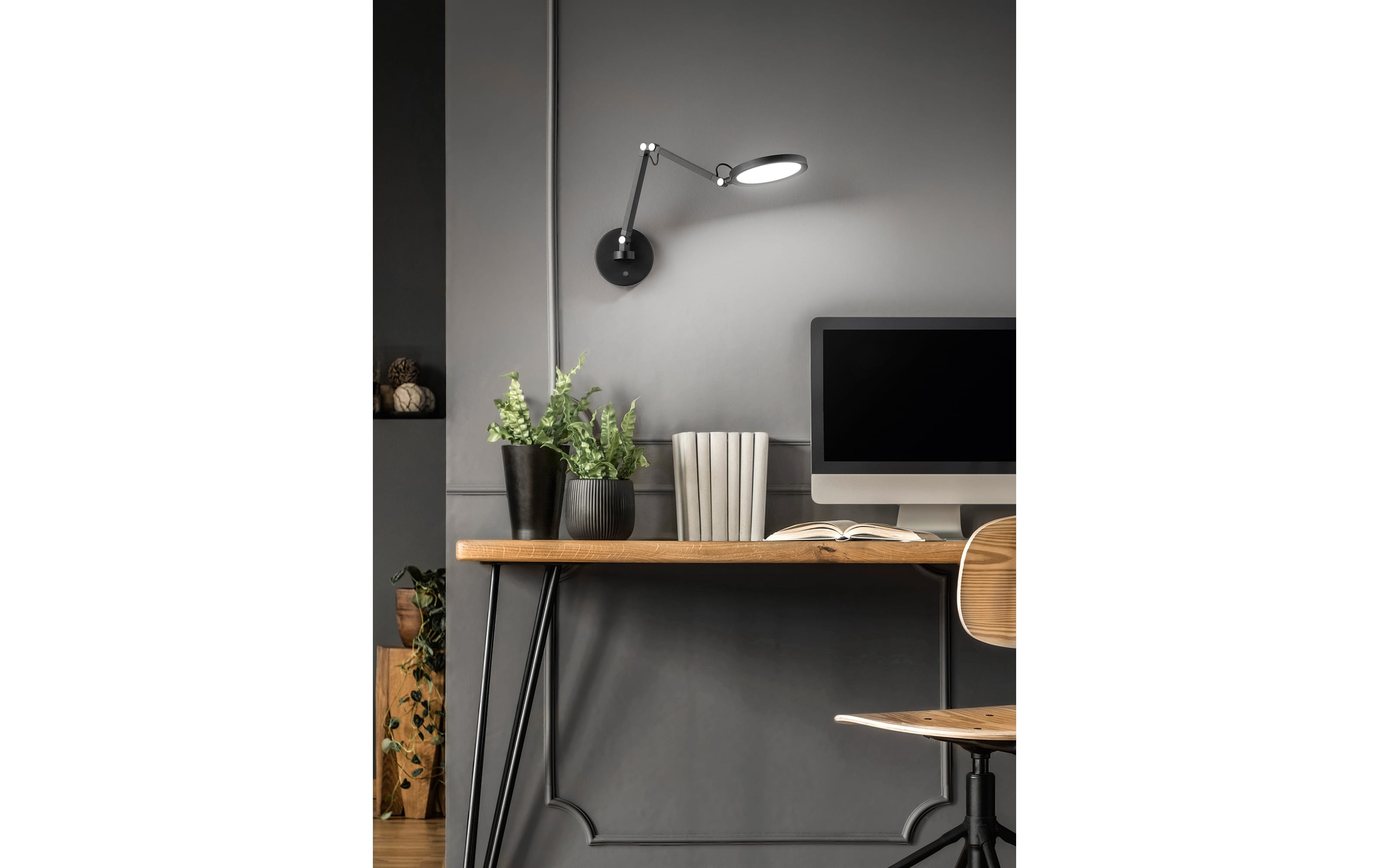 LED-Wandleuchte CCT Regina, schwarz, 64 cm