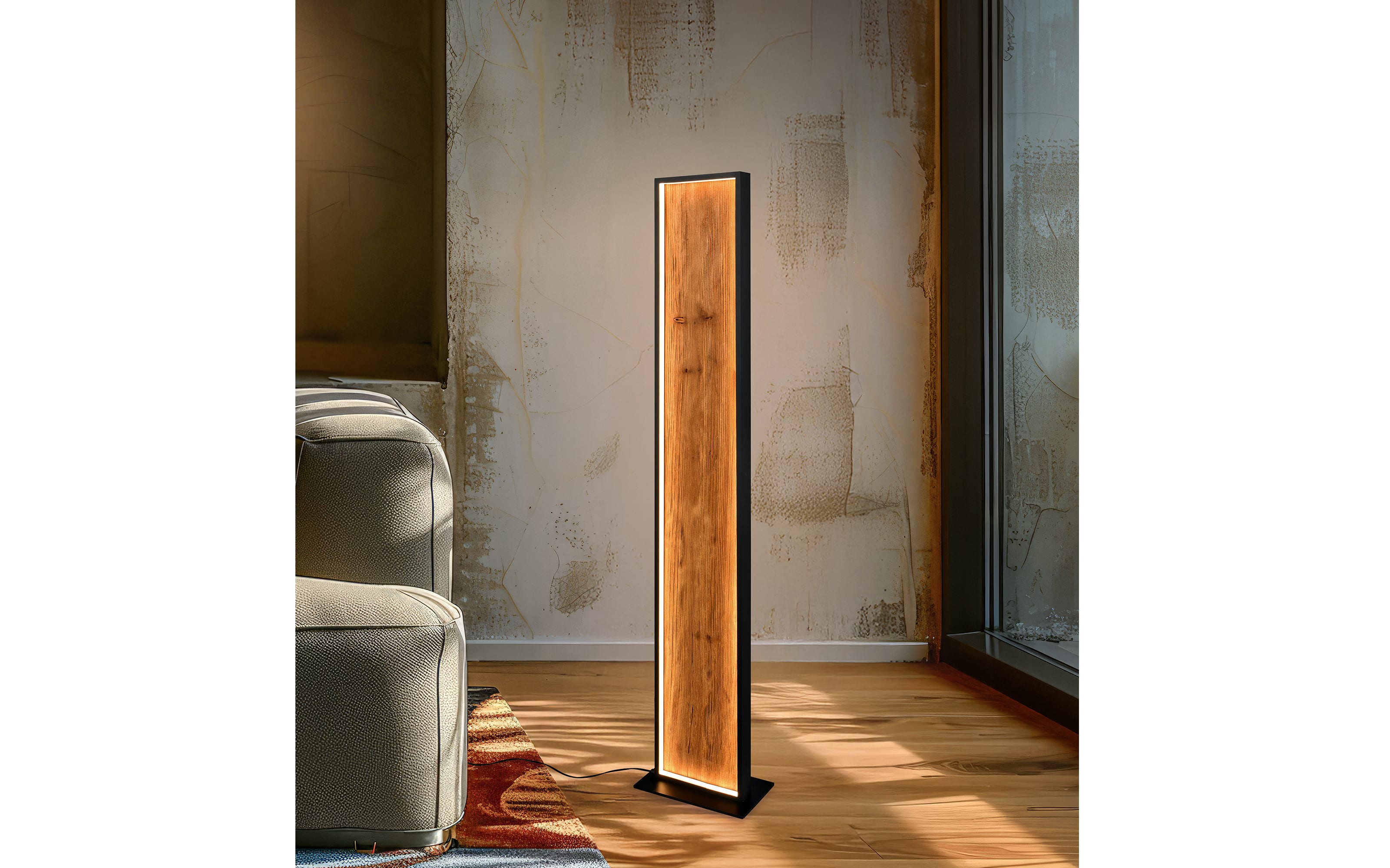 LED-Stehleuchte Kalea, holzfarbig