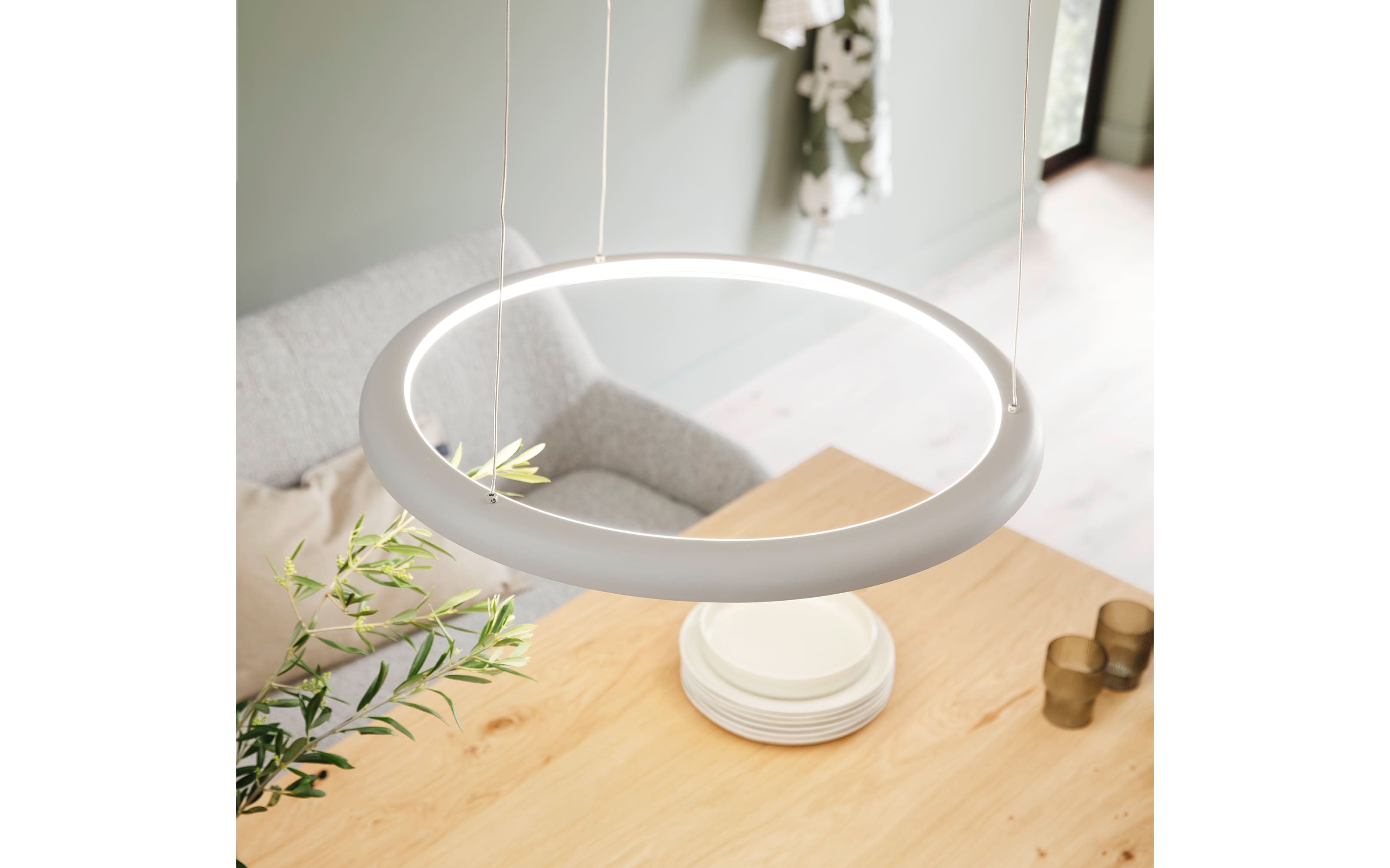 LED-Pendelleuchte Quillo, sand, inkl. Memoryfunktion