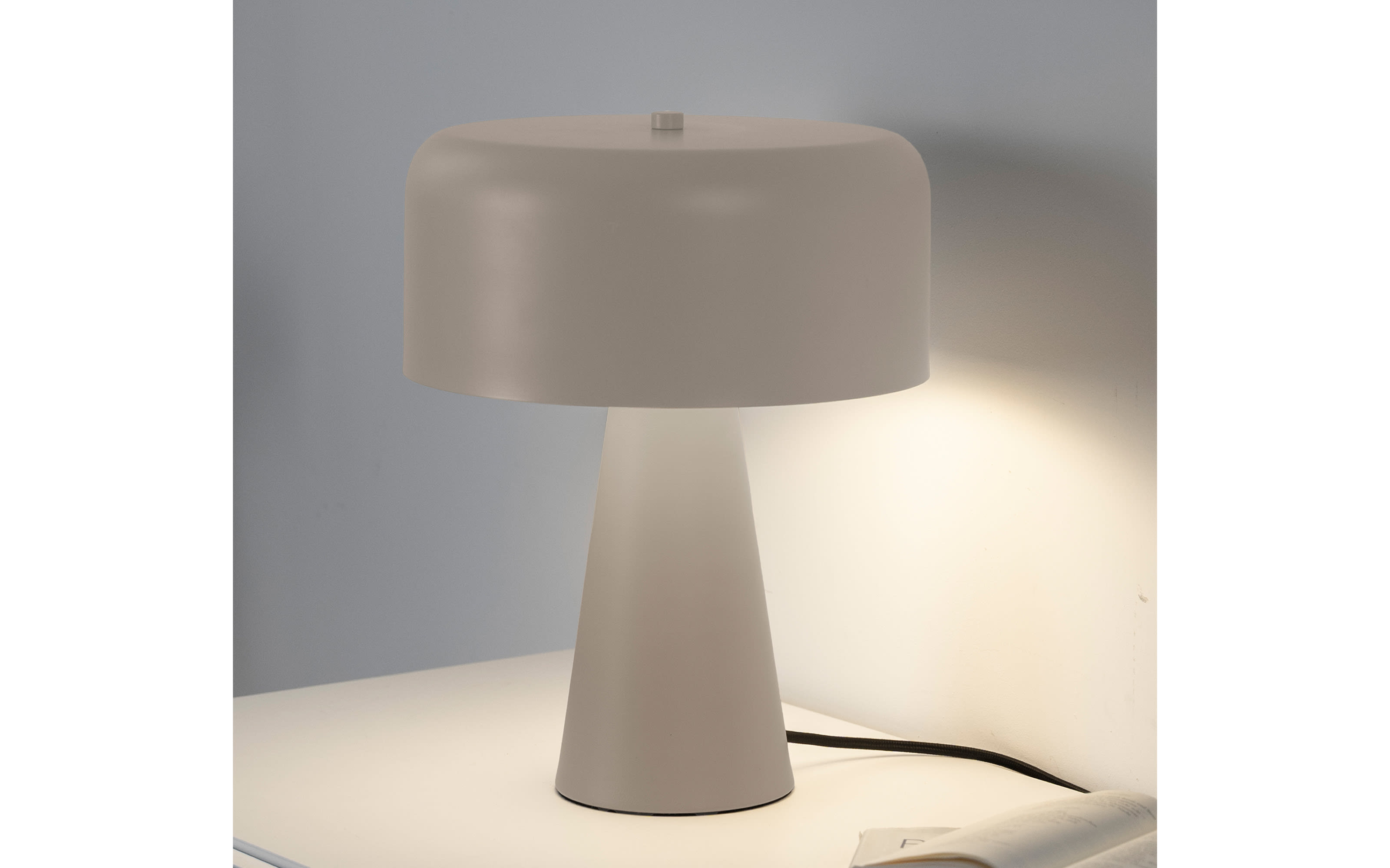 Tischleuchte Pento, sand