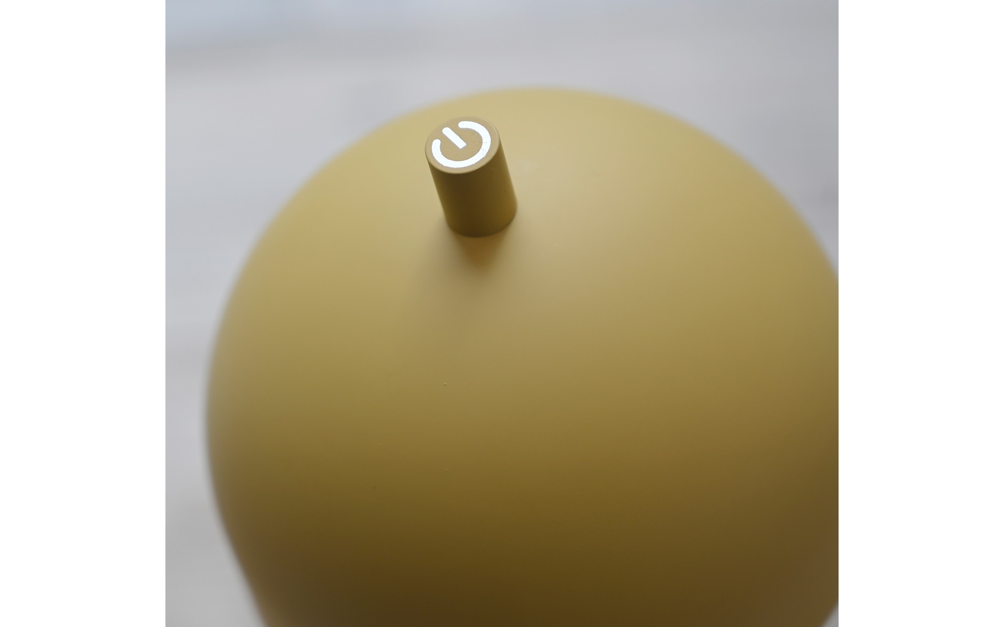 AKKU-Stehleuchte Bellis, gelb