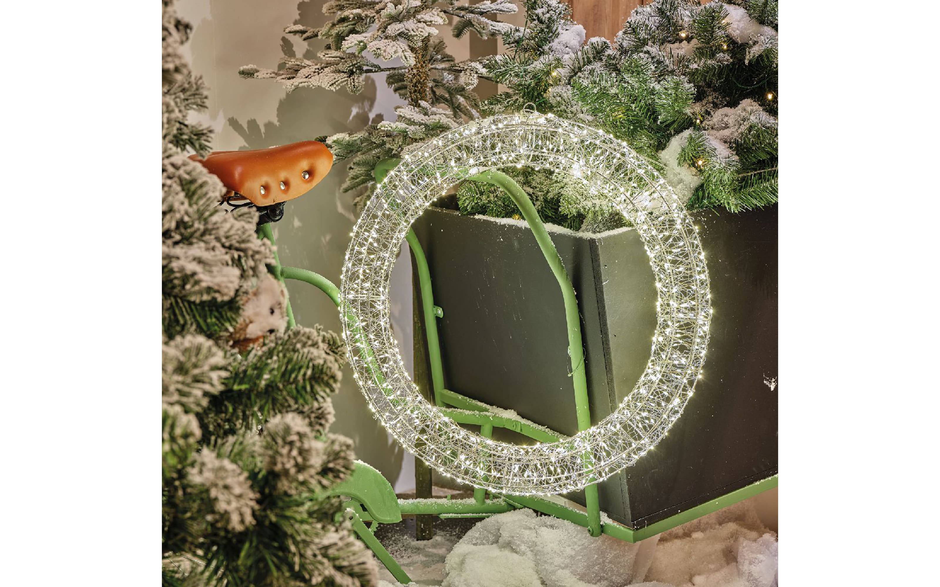 LED-Kranz, silber, 58 cm