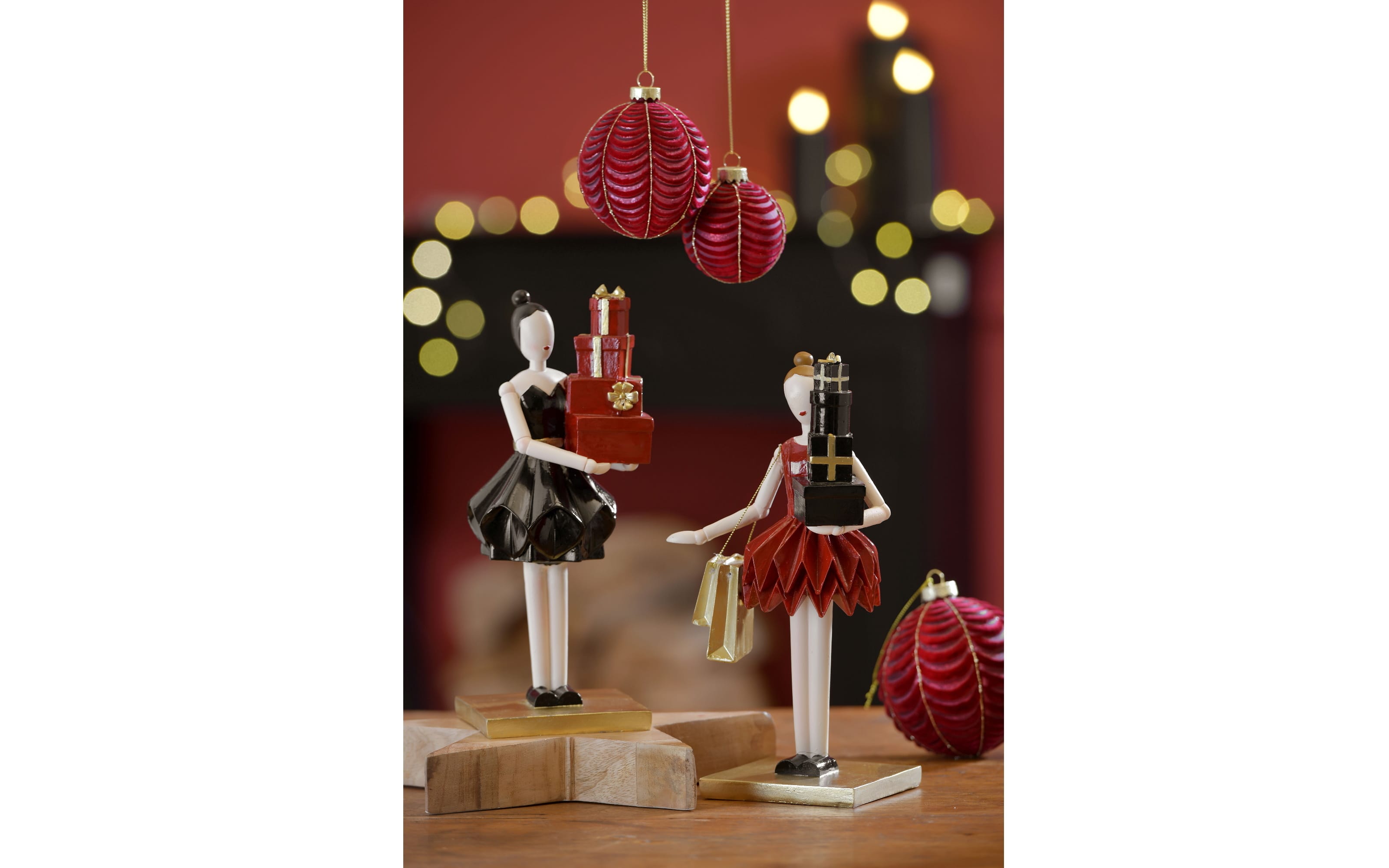 Deko-Figur Frau mit Geschenken, rot/gold, 26 cm