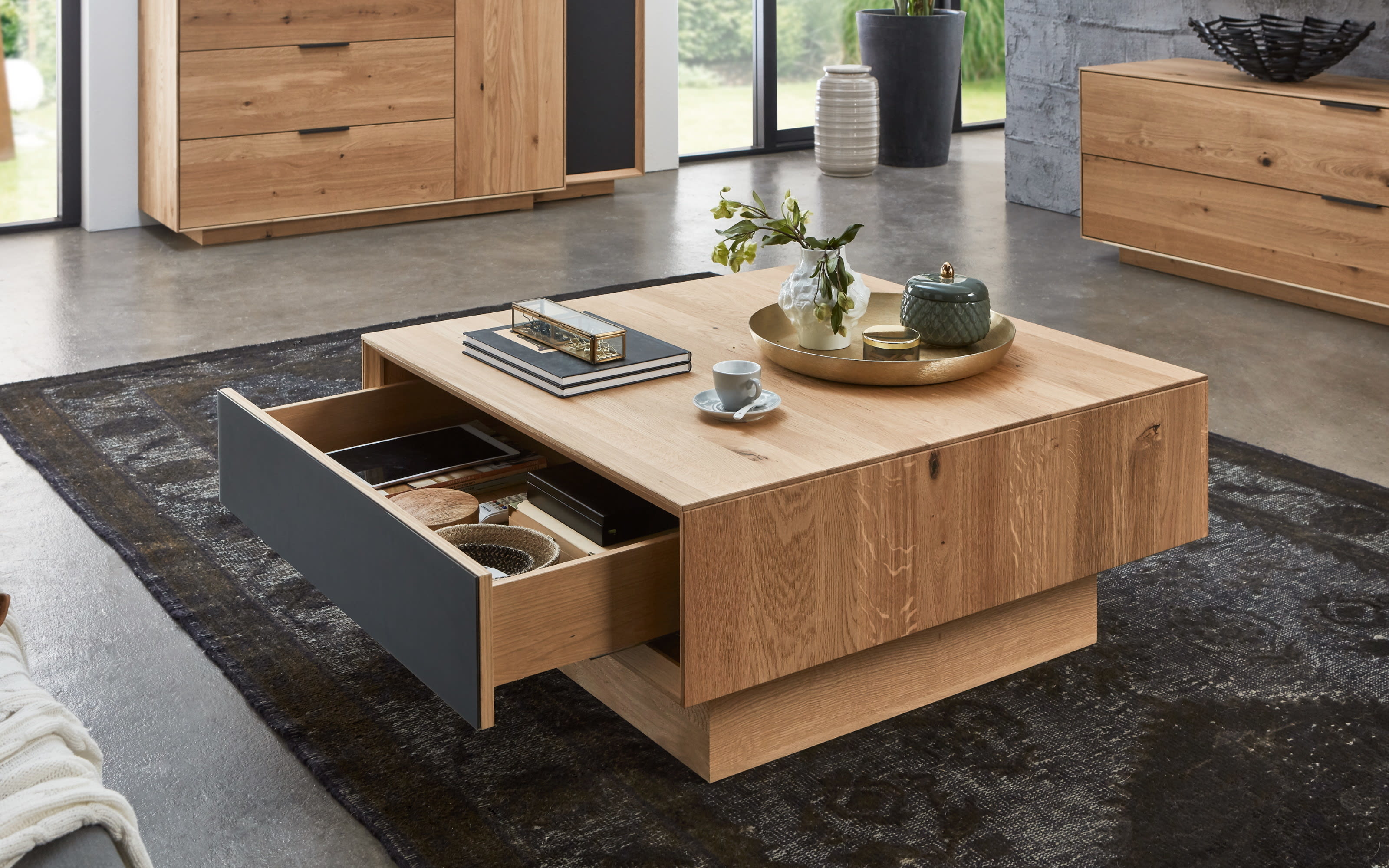 Couchtisch WM 2010 in Wildeiche massiv soft gebürstet online bei ...