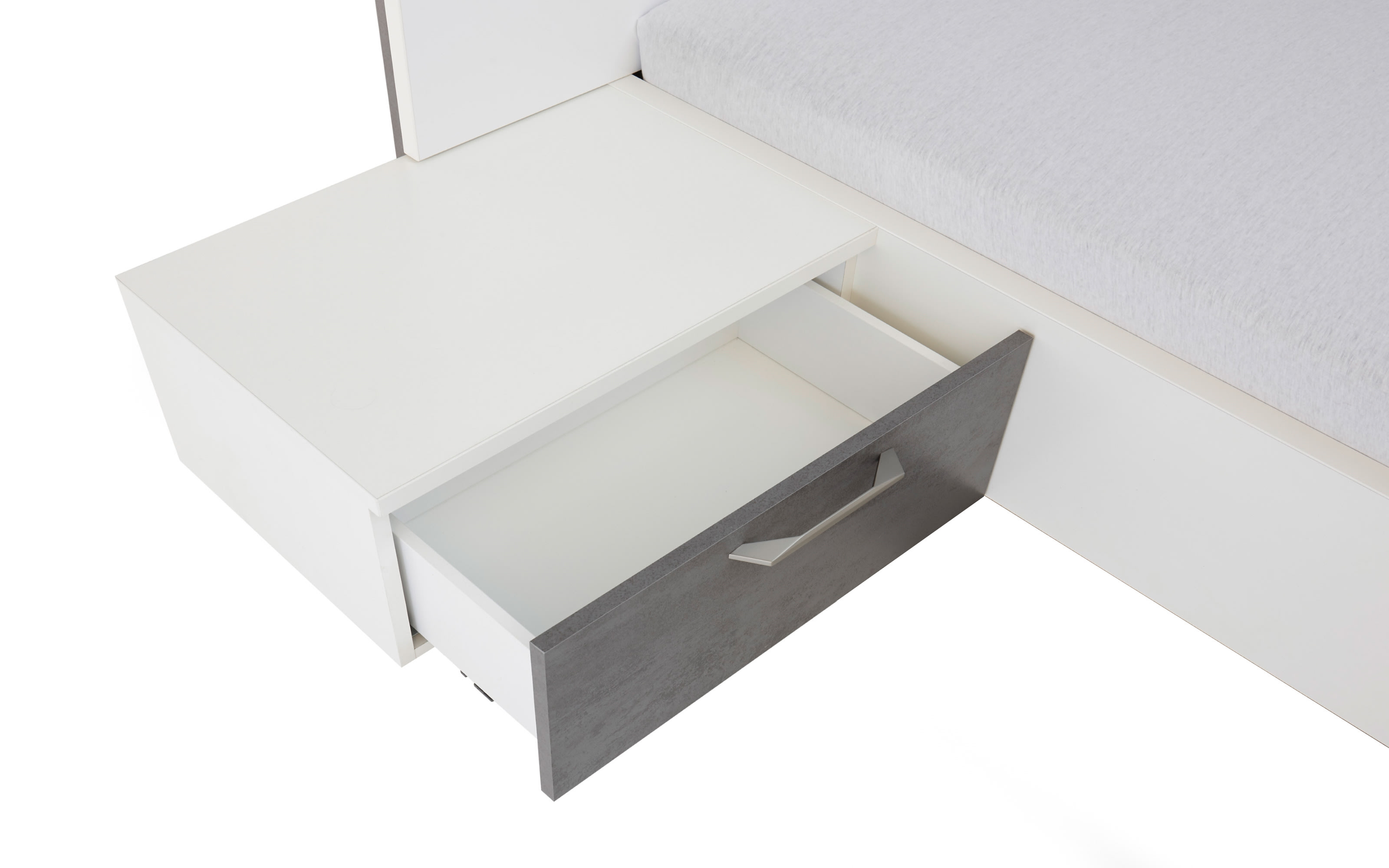 Bett mit Nachtkonsolen Sharp in weiß hochglanz, inklusive LED-Beleuchtung, Liegefläche ca. 180 x 200 cm