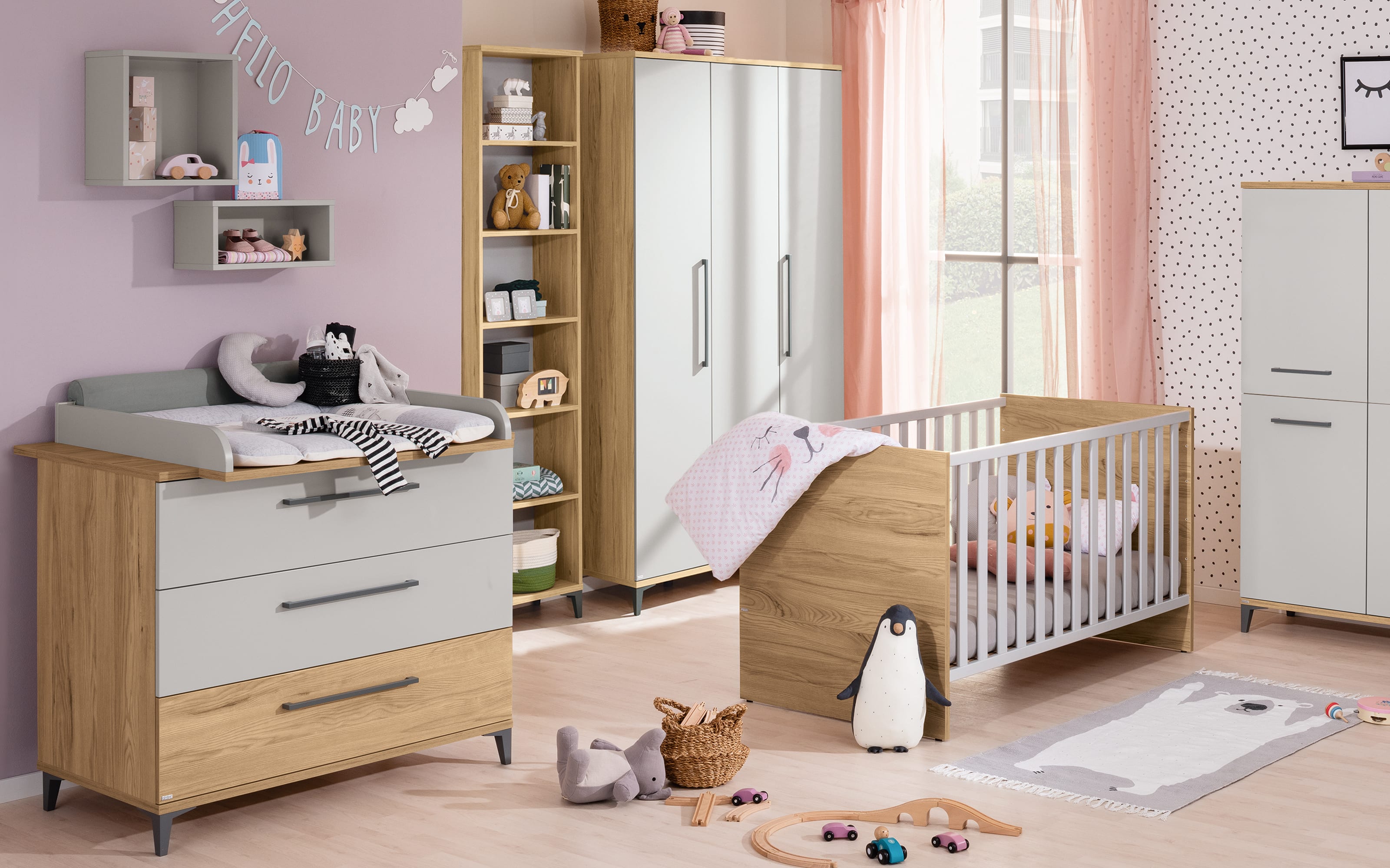 Babyzimmer Linas in kieselgrau mit 13-türigem Kleiderschrank online