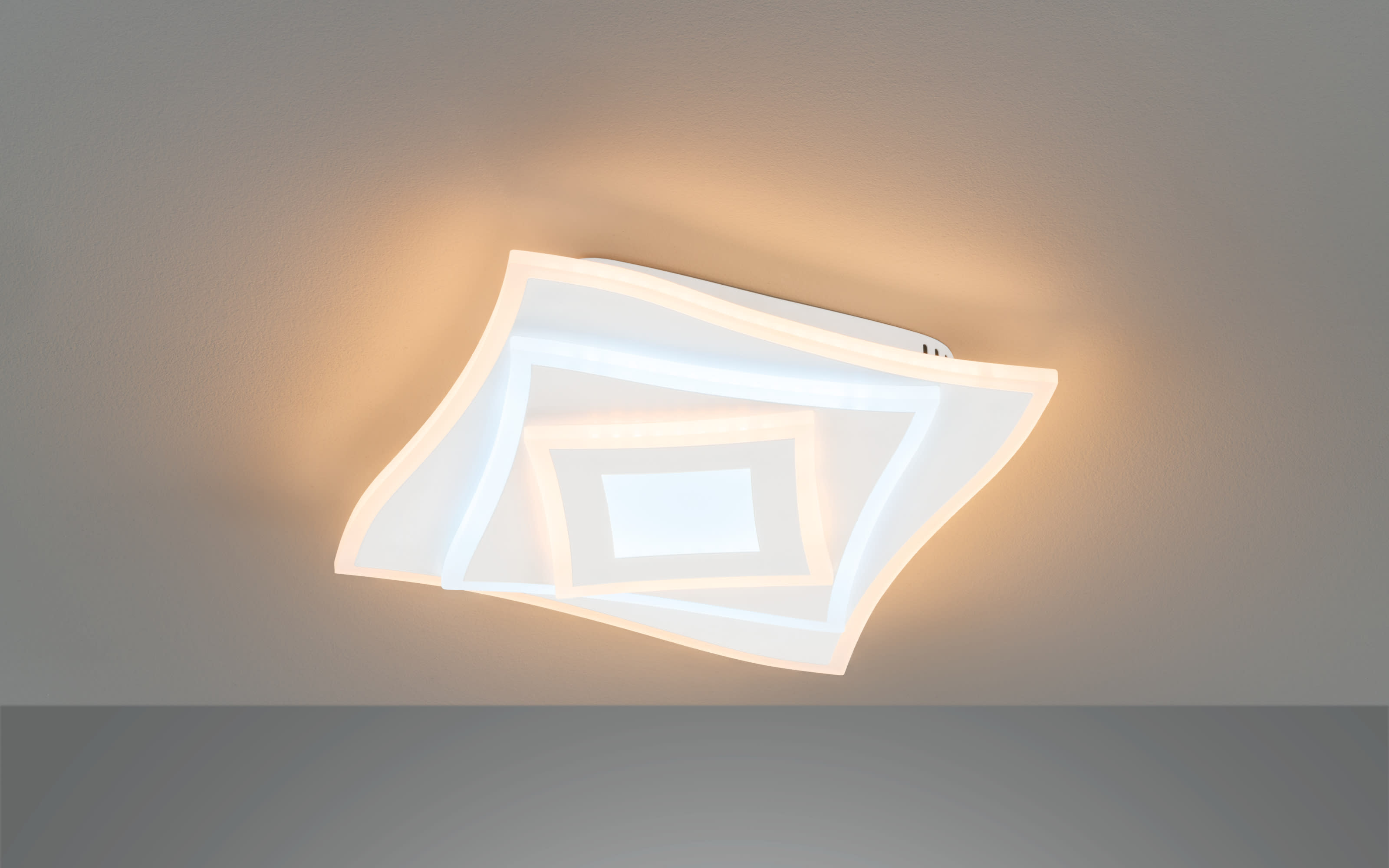 LED-Deckenleuchte Hero CCT RGBW in weiß, ca. 32 x 32 cm