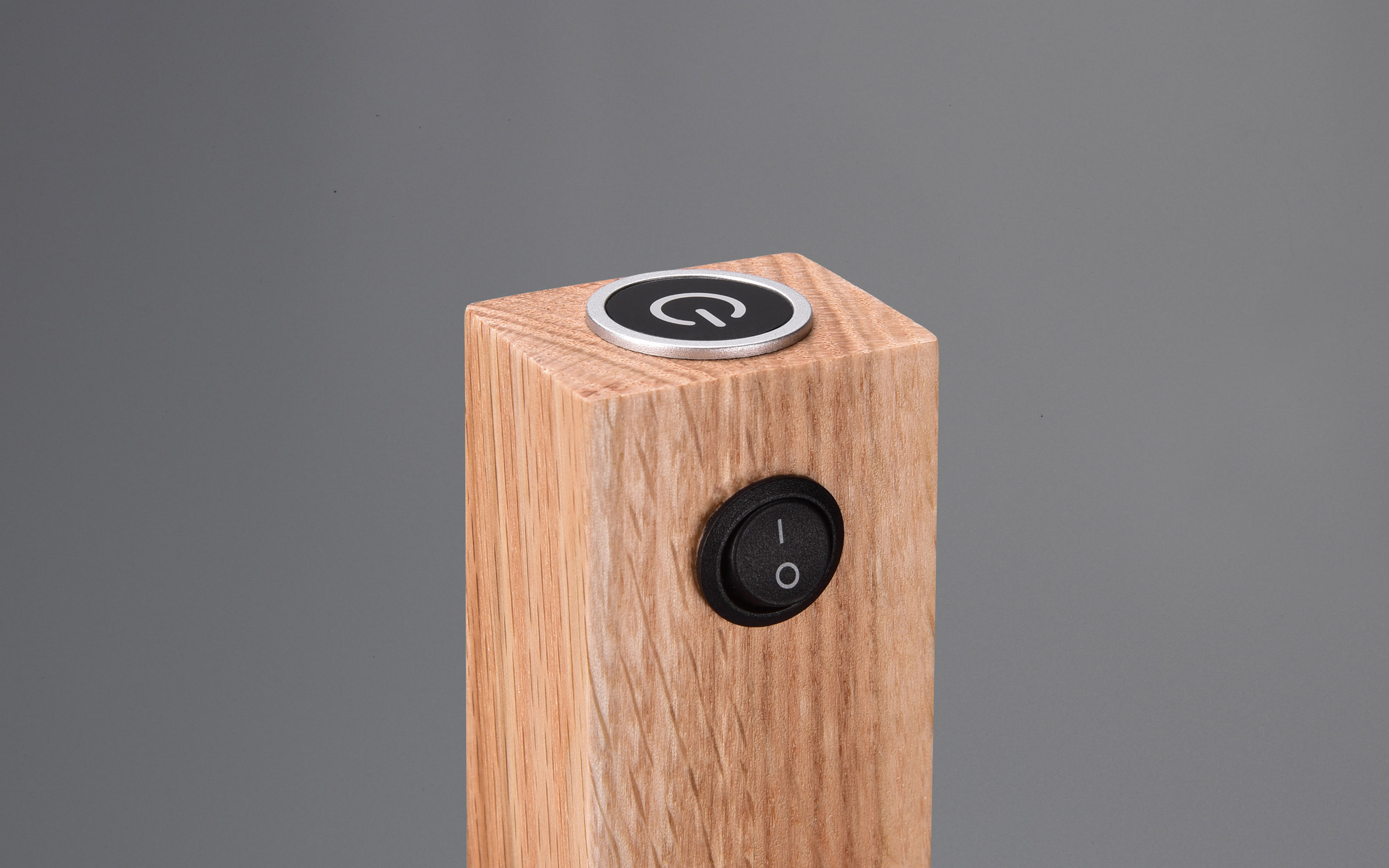 LED-Standleuchte Marley in holz/schwarz, 130 cm