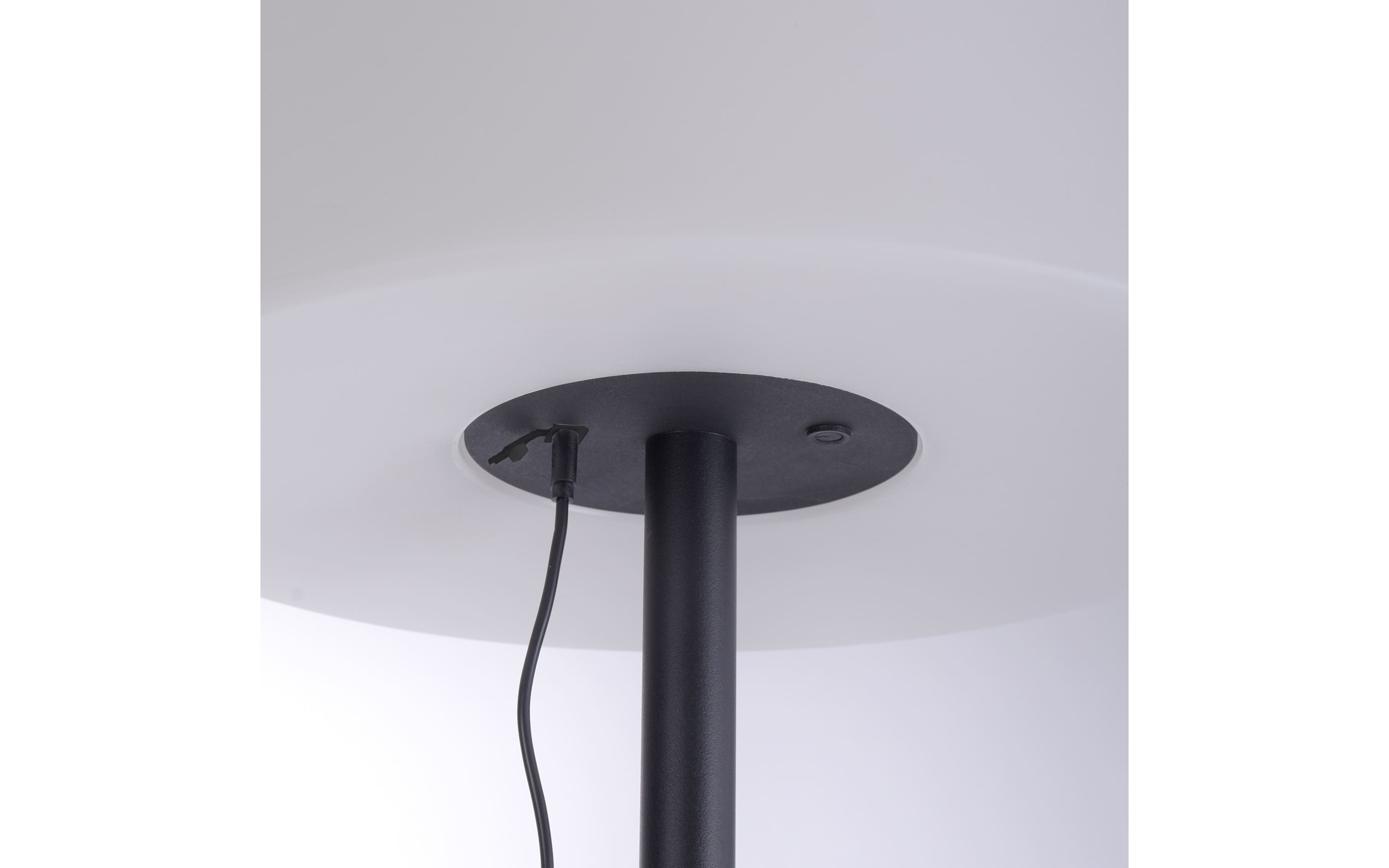 LED-Akku-Standleuchte Holly RGB IP44 in schwarz/weiß, 135 cm