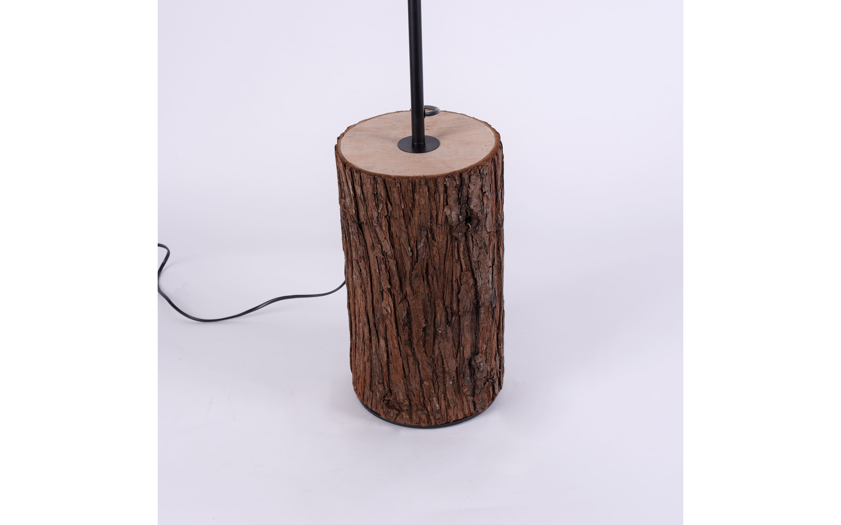 Standleuchte Bark mit Holzdekor, 165 cm