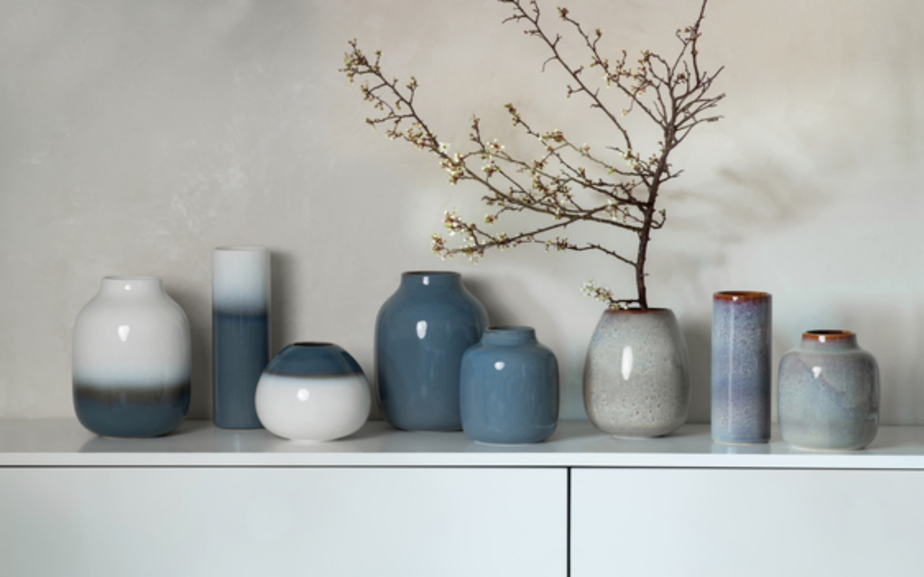 Vase Lave Home aus Steingut Drop bleu klein, 13 cm