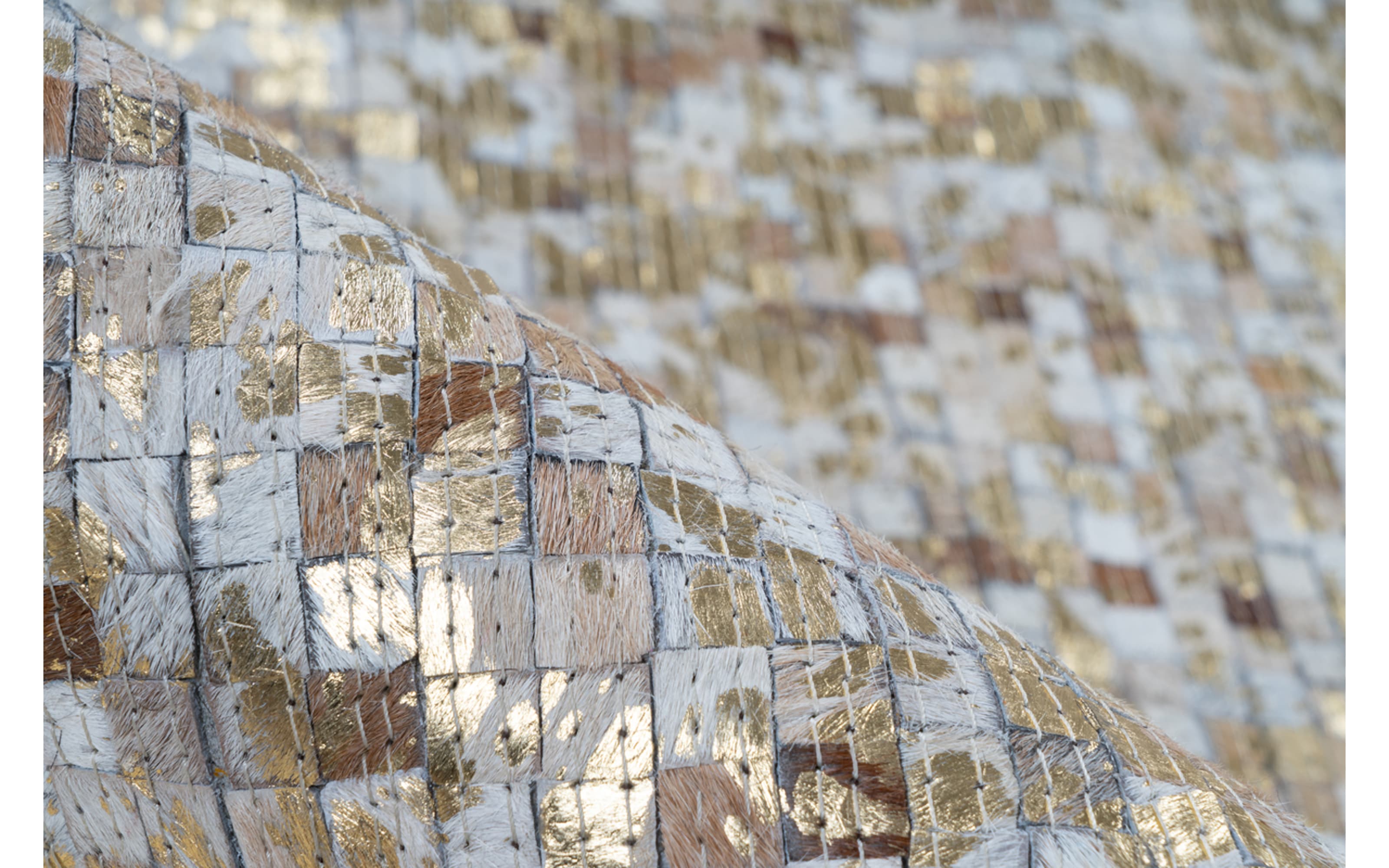Teppich Finish 100 in beige/gold, 80 x 150 cm