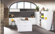 Einbauküche Uno, kristallweiß, inklusive Miele Kochfeldabzug, inklusive Elektrogeräte