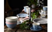 Kaffeeuntertasse Horizon Color Loop aus Porzellan in hellblau