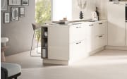 Einbauküche Perfect brillant, crema magnolia, inkl. Miele Elektrogeräte