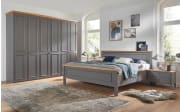 Schlafzimmer Charleston, Lack Manhattan, Absetzungen Wildeiche massiv, 180 x 200 cm, Schrank  300 x 230 cm