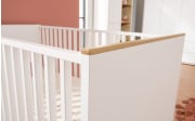 Babyzimmer Lieven, kreideweiß, mit 3-türigem Kleiderschrank