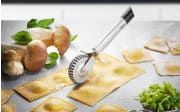 Ravioli- und Maultaschenrad Primeline, schwarz, silber, 19 cm