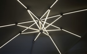 Sonnenschirm, grau, 300 x 256 cm, inkl. LED Solarbeleuchtung