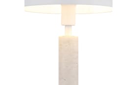 Tischleuchte Janie, weiß/Travertine-Nachbildung