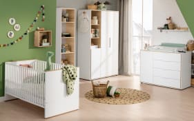 Babyzimmer Lieven, kreideweiß, mit 3-türigem Kleiderschrank