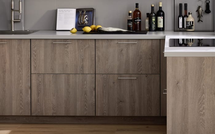 Einbauküche Rosian/Lenzen, Eiche Bergamo Nachbildung/seidengrau, inkl. AEG Elektrogeräte-03