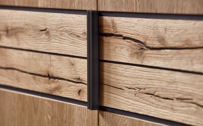 Schlafzimmer WSM 4300, Wildeiche massiv, 180 x 200 cm, Schrank 302 x 223 cm-03