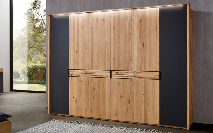 Schlafzimmer WSM 4300, Wildeiche massiv, 180 x 200 cm, Schrank 302 x 223 cm-02