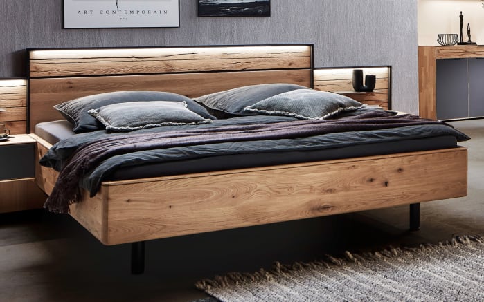 Schlafzimmer WSM 4300, Wildeiche massiv, 180 x 200 cm, Schrank 302 x 223 cm-05