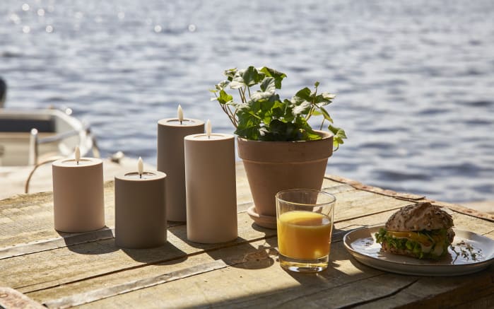 Outdoor LED Kerze Flamme soft, graubraun, 17,5 cm-02