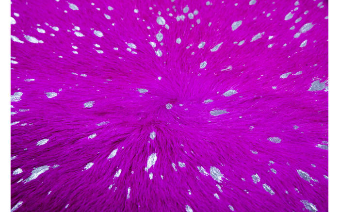 Kuhfellteppich Glam 410 in violett-silber, ca. 1,35 qm-03