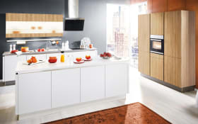 Einbauküche Uno/Toronto, weiß/Alteiche natur Nachbildung, inklusive AEG Elektrogeräte